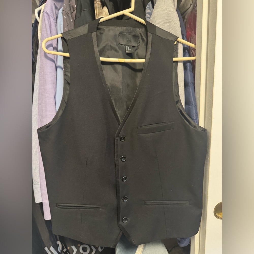 Men’s H&M Black Suit Tuxedo Vest